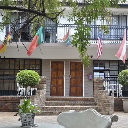 A Knights Rest Guesthouse Pretoria-Noord Extérieur photo
