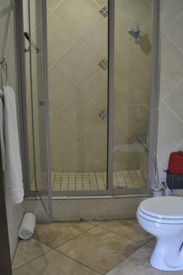 A Knights Rest Guesthouse Pretoria-Noord Extérieur photo